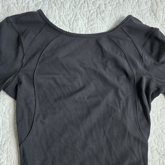 Lululemon Contour Longsleeve Cutout Dress *Nulu Black - Picture 4 of 11